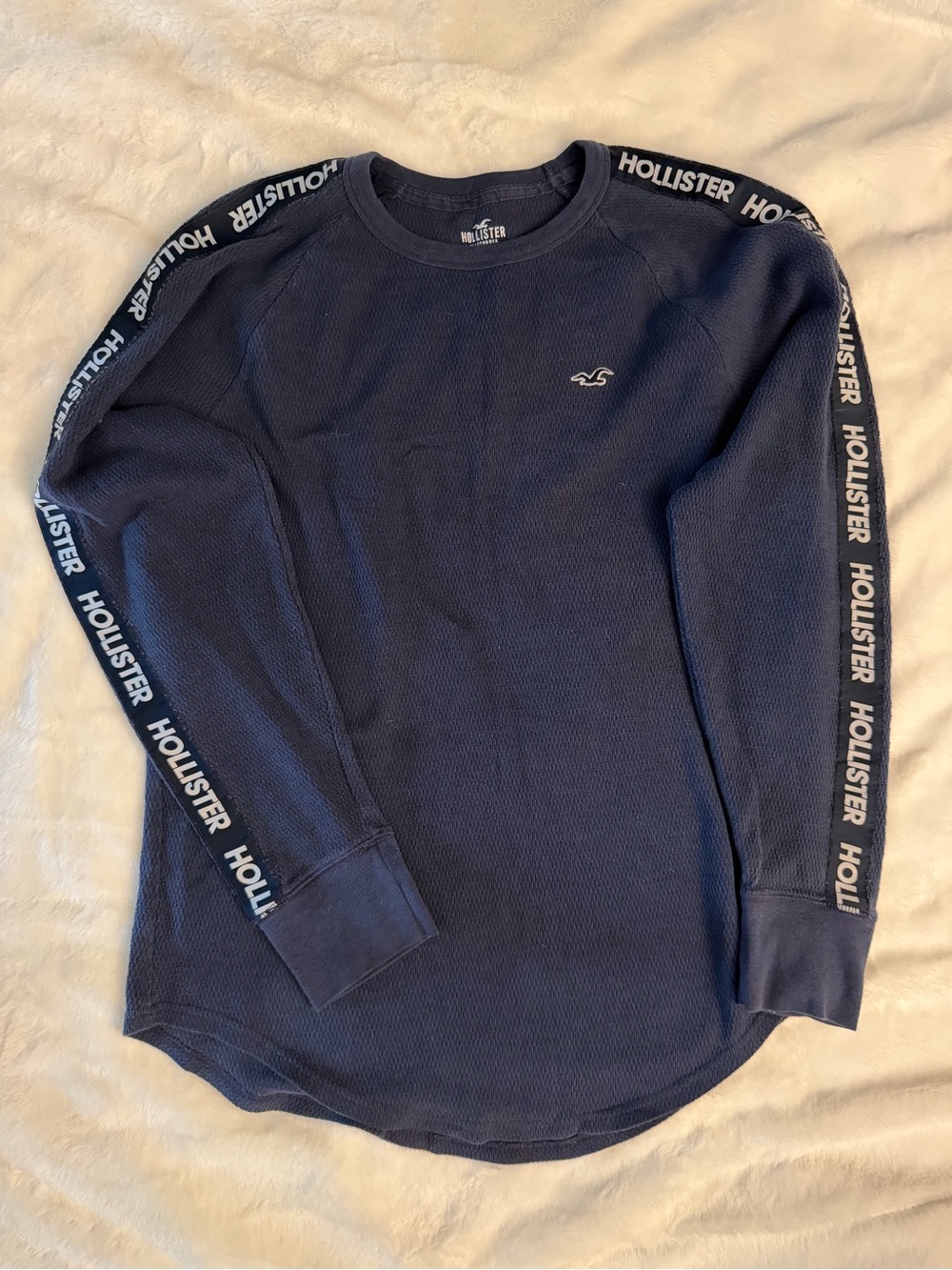 Hollister Waffle Knit Pullover Long Sleeve Shirt Men’s XL Navy Blue Logo Sleeves